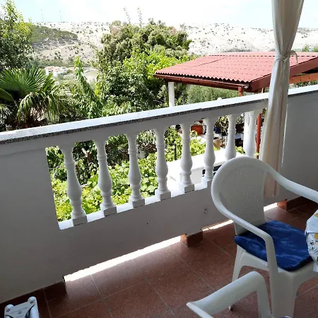 Ana-lora Apartment