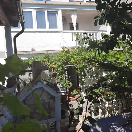 Ana-lora Apartment *
