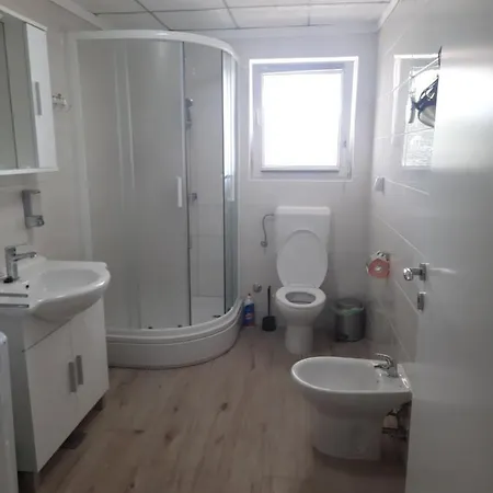 Apartman Ana-lora Lopar