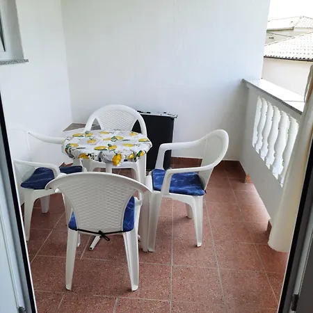 Ana-lora Appartamento Lopar