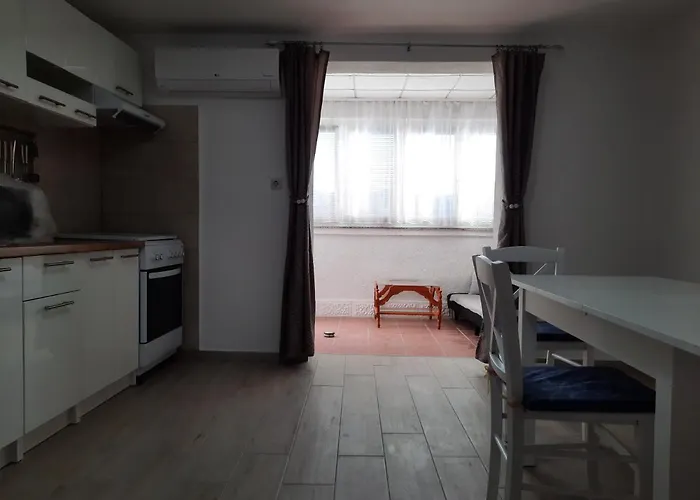 Apartment Ana-lora